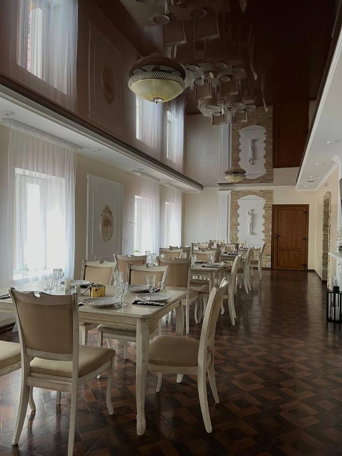 Козацькі Забави Rivne Bagian luar foto