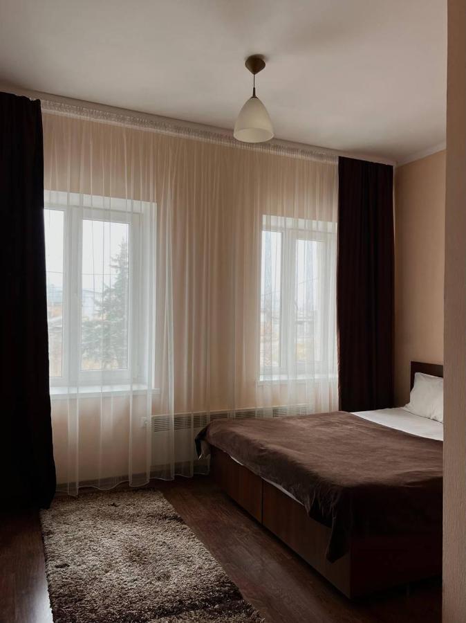 Козацькі Забави Rivne Bagian luar foto